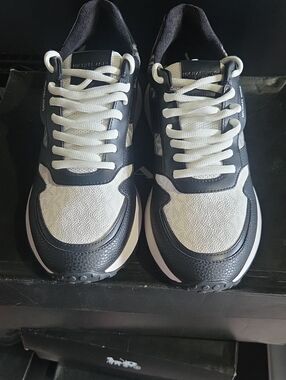 Michael Kors Men’s Black and White Runner Sneakers